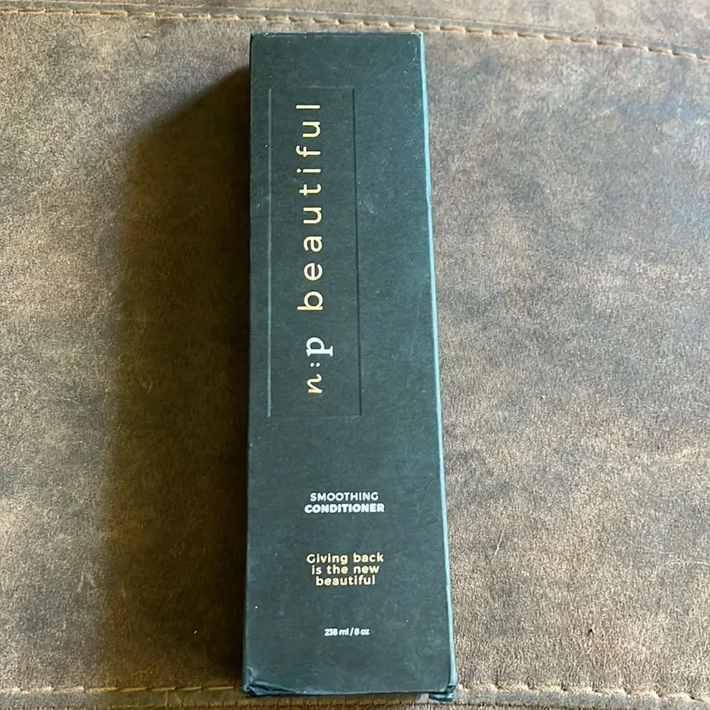 n: philanthropy beautiful‎ Smoothing Conditioner nib